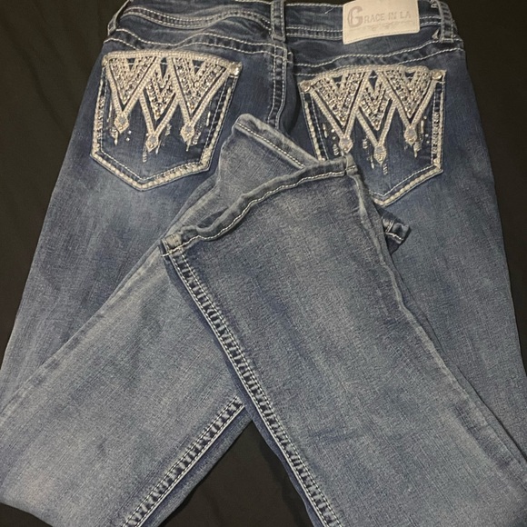 Grace in LA y2k bedazzled jeans - Picture 2 of 3